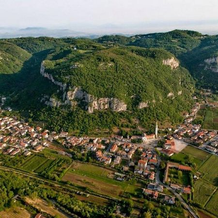 Bed and Breakfast Brojo Hill Longare Esterno foto